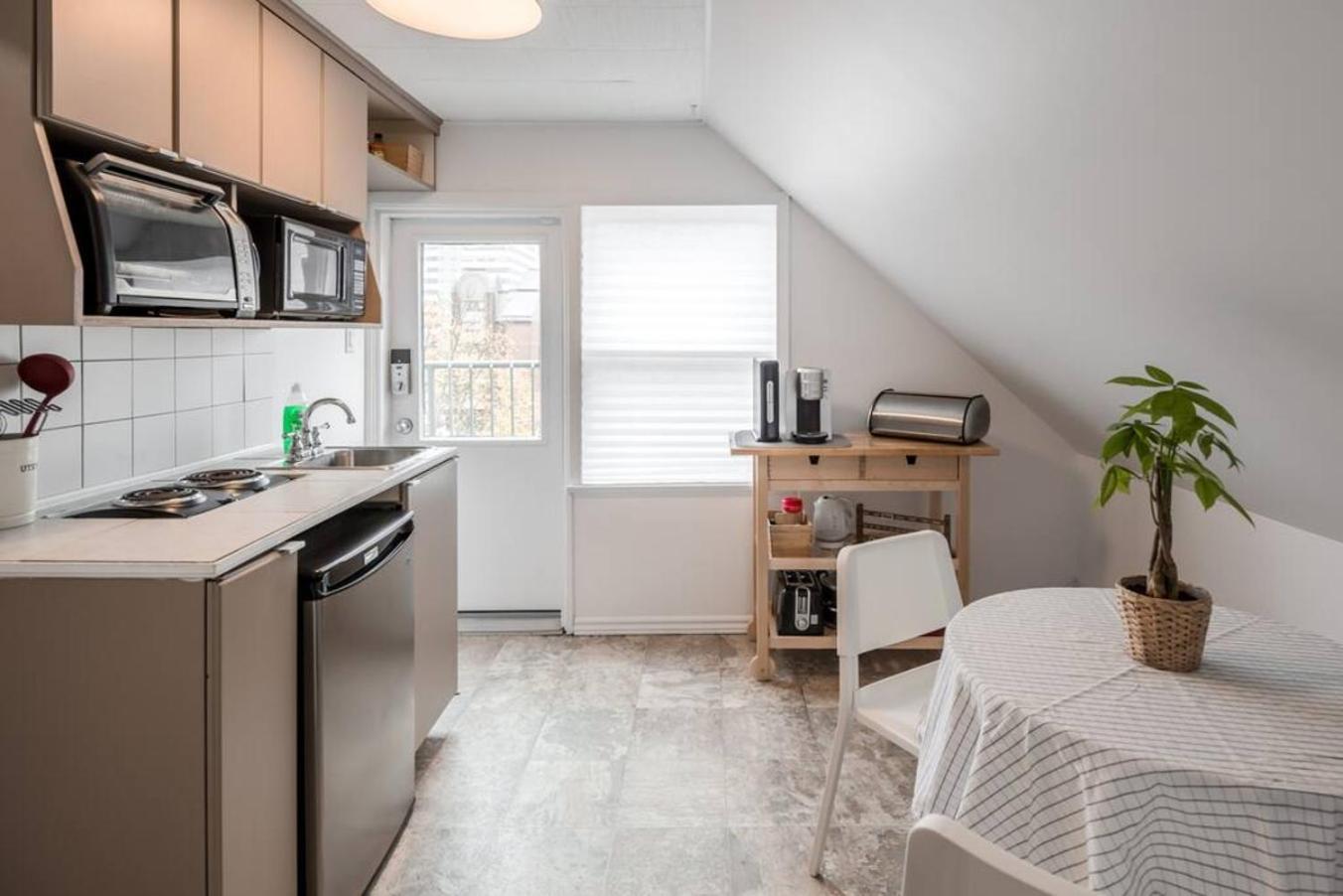 핼리팩스 The Loft At Hiltz House 아파트 외부 사진
